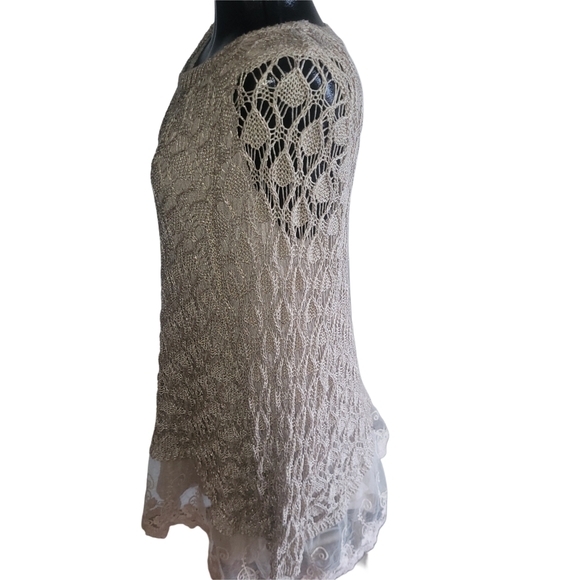 Ryu Tan Crochet Knit 3/4 Dolman Sleeve Top - Picture 4 of 6